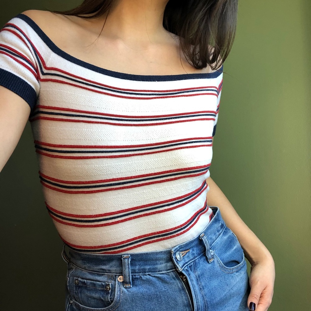 EUC American Eagle Off The Shoulder Top